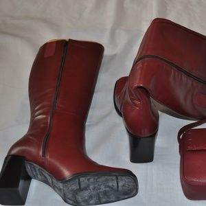 Ladies Boots and Matching Purse
